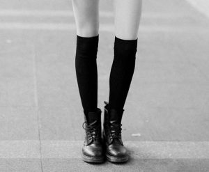 black-and-white-boots-doc-martens-docs-dr_-martens-fashion-Favim_com-64941